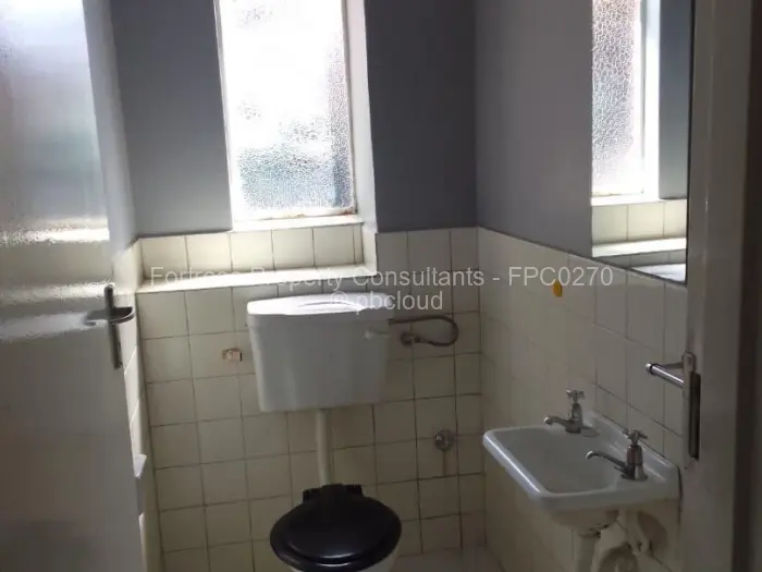 Townhouse/Cluster to Rent in Avenues, Harare