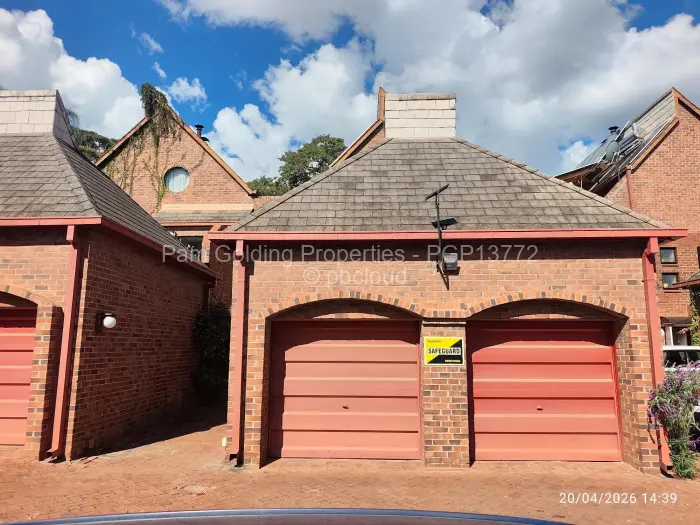 Townhouse/Cluster to Rent in Newlands