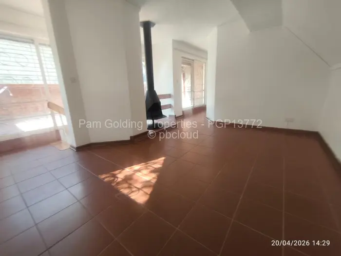 Townhouse/Cluster to Rent in Newlands