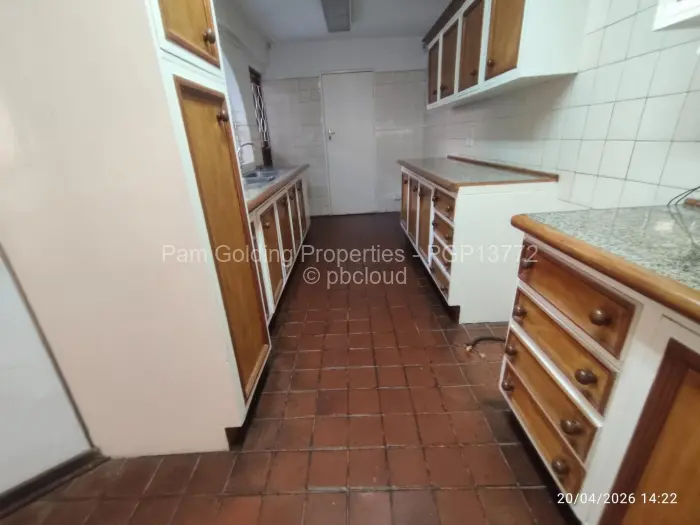 Townhouse/Cluster to Rent in Newlands