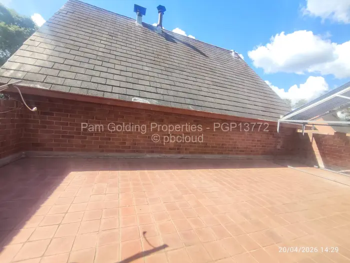 Townhouse/Cluster to Rent in Newlands