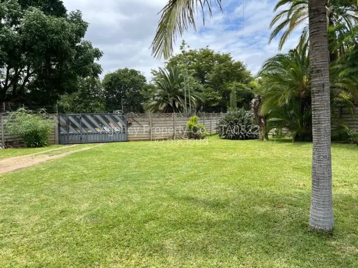 4 Bedroom House for Sale in Eastlea, Harare