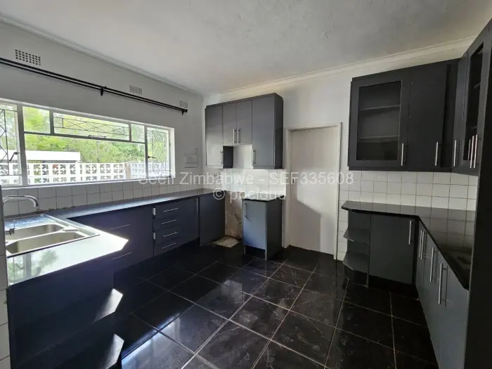 3 Bedroom House to Rent in Glen Lorne