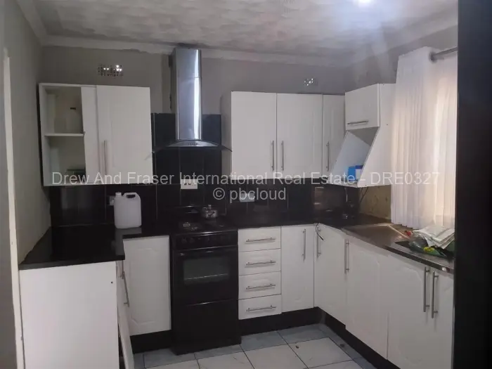 3 Bedroom House for Sale in Kuwadzana, Harare