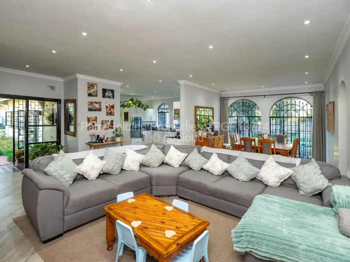 4 Bedroom House for Sale in Chisipite, Harare