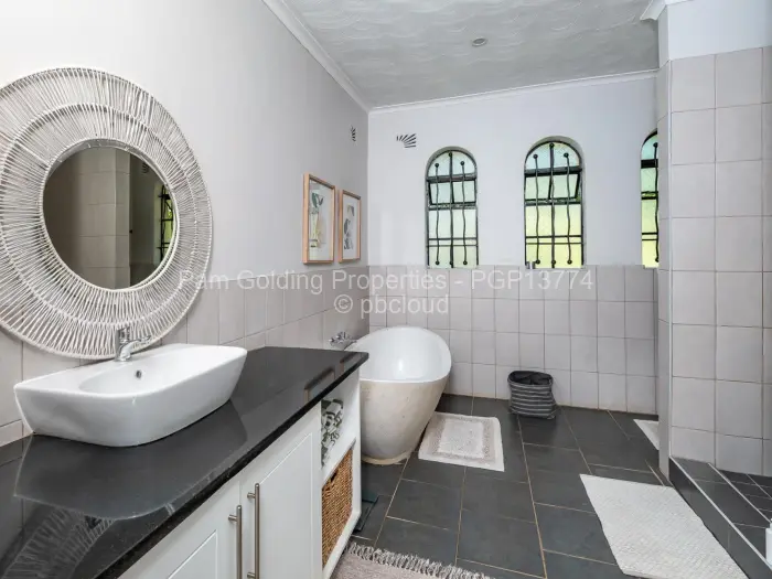 4 Bedroom House for Sale in Chisipite, Harare