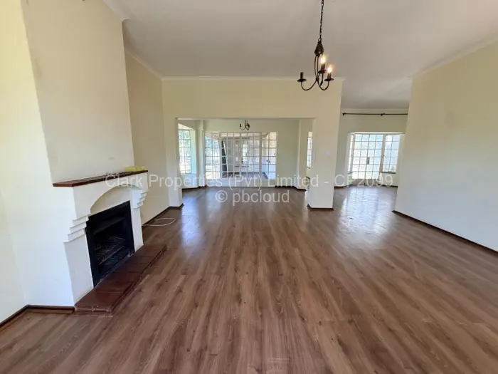 Townhouse/Cluster to Rent in Avondale