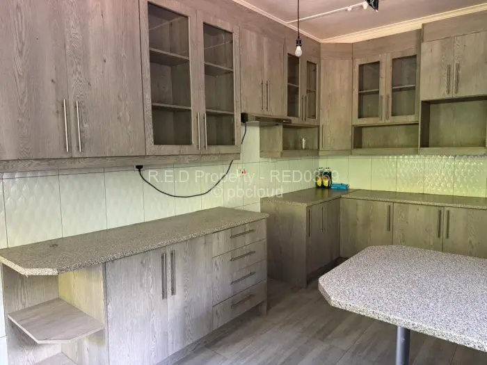 3 Bedroom House to Rent in Hillside Byo, Bulawayo