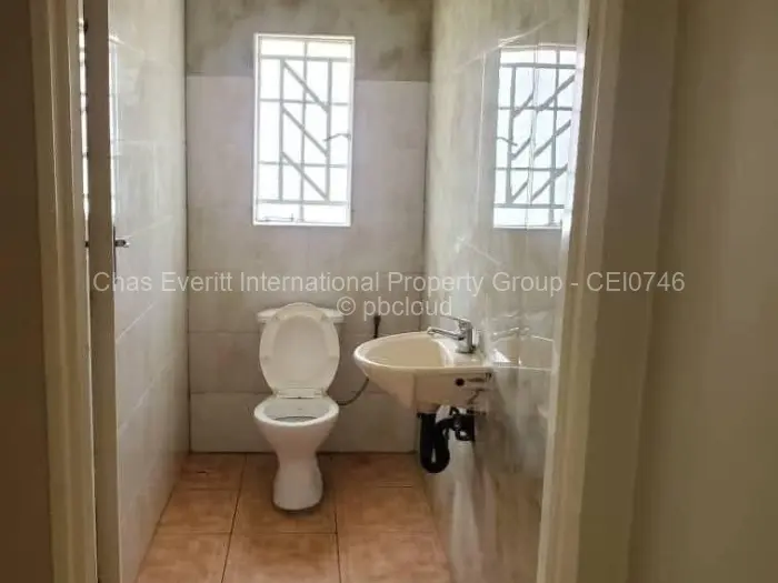 5 Bedroom House to Rent in Westgate