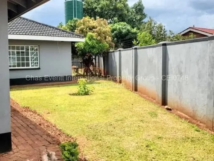 5 Bedroom House to Rent in Westgate
