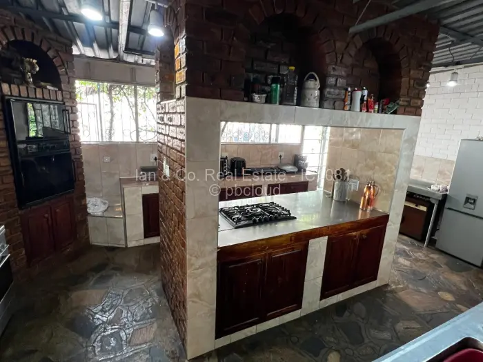 4 Bedroom House for Sale in Hillside Byo, Bulawayo