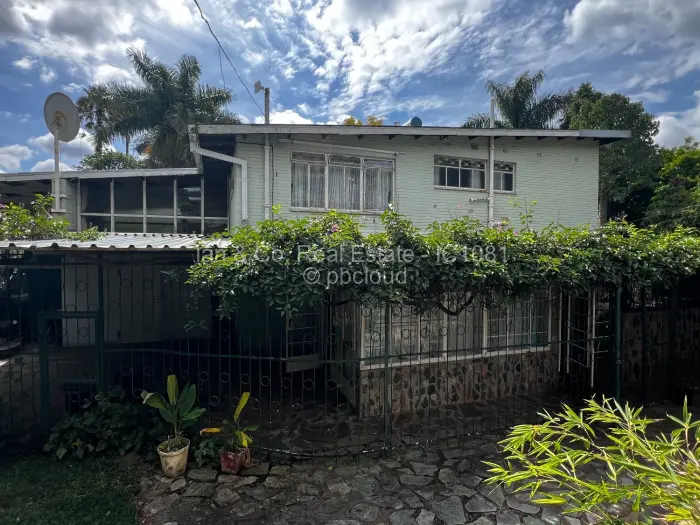 4 Bedroom House for Sale in Hillside Byo, Bulawayo