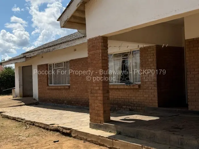 3 Bedroom House for Sale in Killarney, Bulawayo
