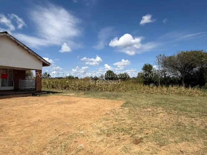 3 Bedroom House for Sale in Killarney, Bulawayo
