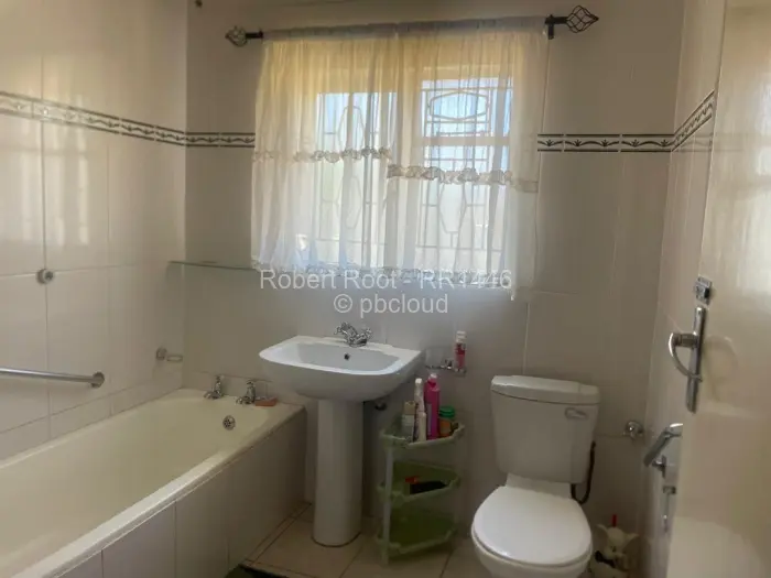 4 Bedroom House for Sale in Riverside, Gweru