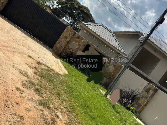 Flat/Apartment for Sale in Ashdown Park, Harare