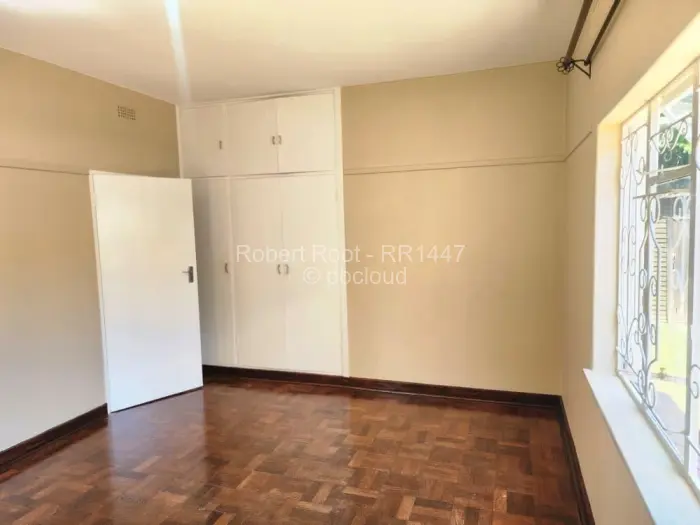 Flat/Apartment to Rent in Avondale