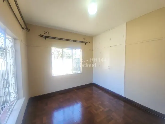 Flat/Apartment to Rent in Avondale