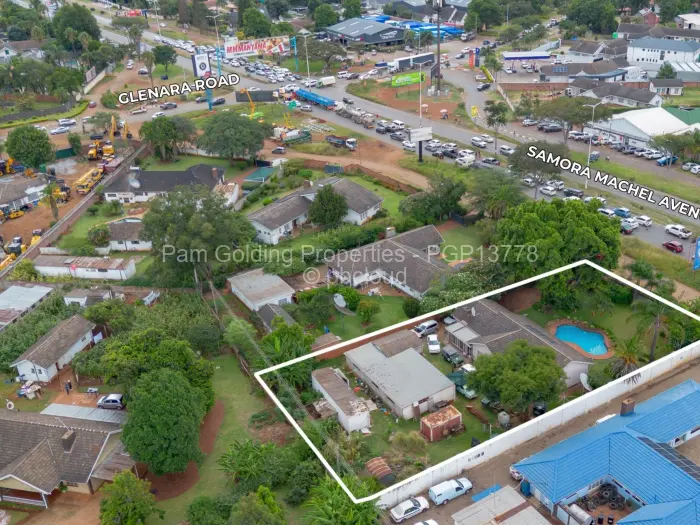 4 Bedroom House for Sale in Eastlea, Harare