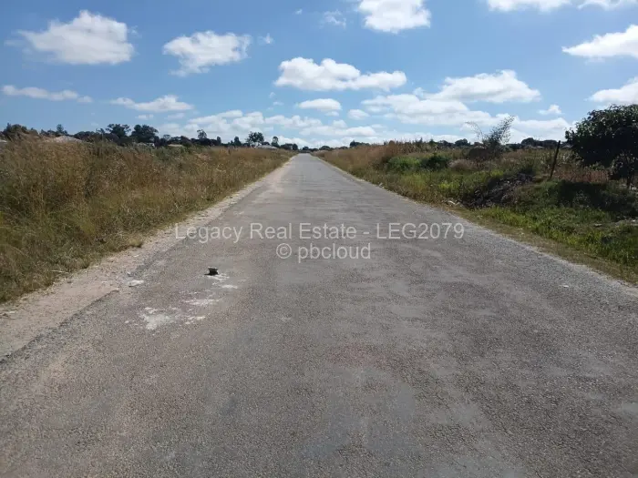 5 Bedroom House for Sale in Crowhill Views, Harare