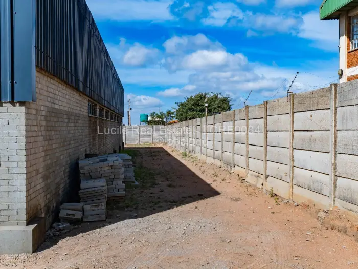 Warehouse/Industrial for Sale in Sunway City, Harare