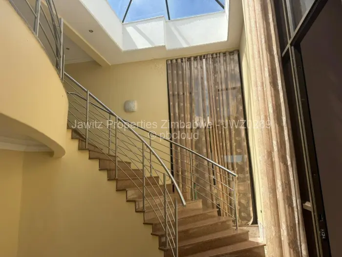 9 Bedroom House for Sale in Borrowdale, Harare