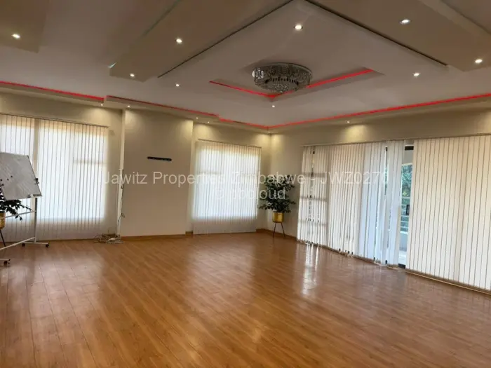 6 Bedroom House for Sale in Borrowdale, Harare