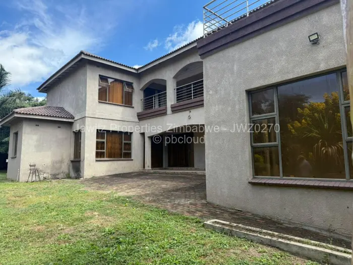 6 Bedroom House for Sale in Borrowdale, Harare