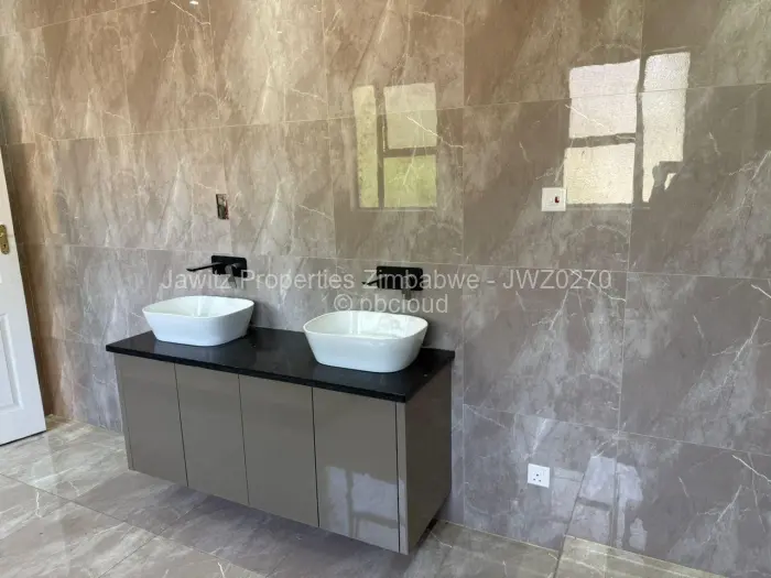 6 Bedroom House for Sale in Borrowdale, Harare