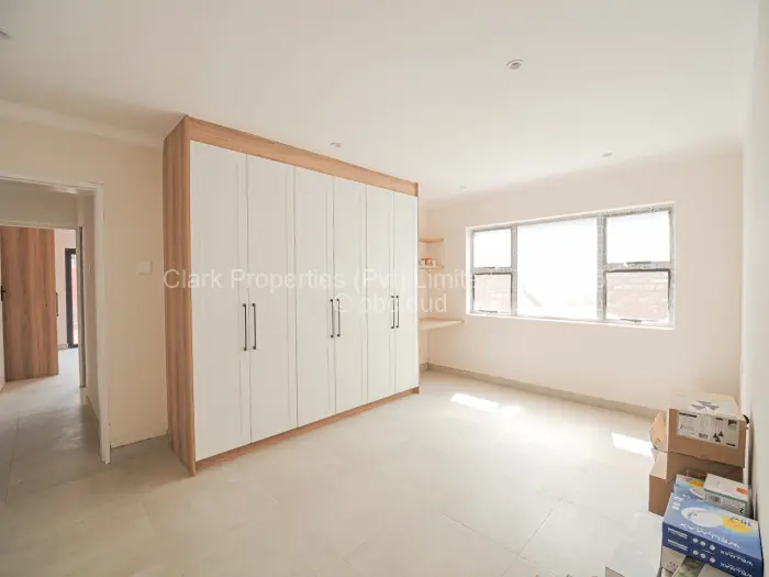 Townhouse/Cluster for Sale in Newlands, Harare