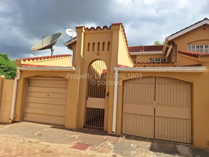 Townhouse/Cluster to Rent in Avenues