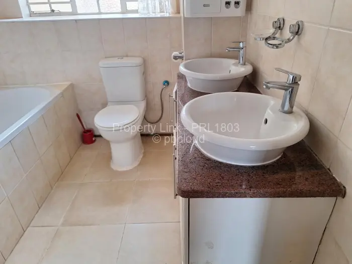 Townhouse/Cluster to Rent in Avenues