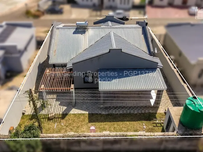 Townhouse/Cluster for Sale in Greendale North, Harare