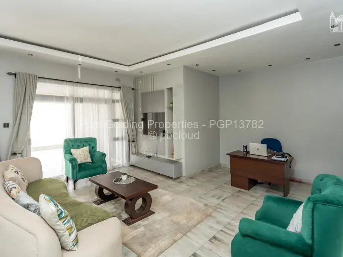 Townhouse/Cluster for Sale in Greendale North, Harare
