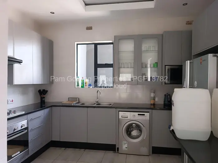 Townhouse/Cluster for Sale in Greendale North, Harare