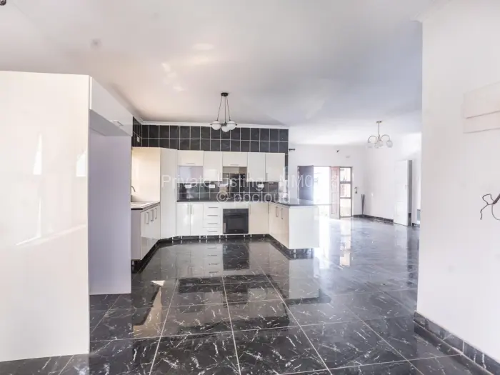 Townhouse/Cluster to Rent in Greendale, Harare