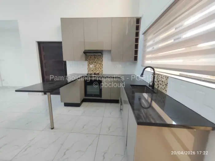 Flat/Apartment to Rent in Avondale West