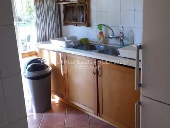 3 Bedroom House to Rent in Greendale