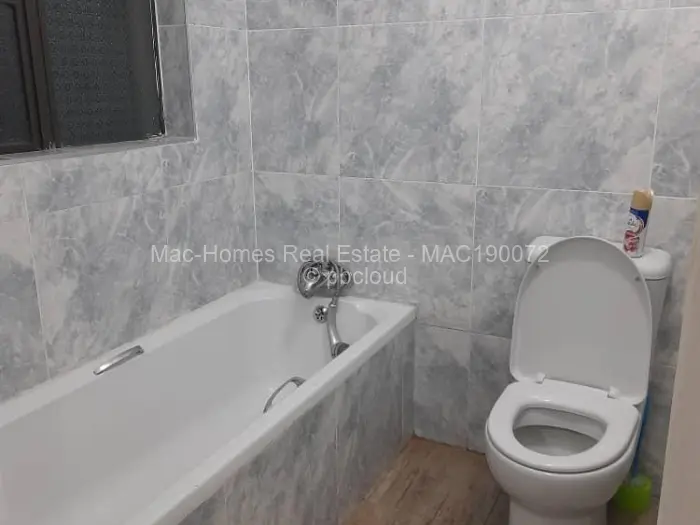 Townhouse/Cluster for Sale in Bluff Hill, Harare