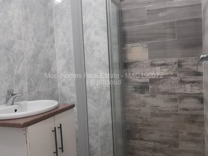 Townhouse/Cluster for Sale in Bluff Hill, Harare