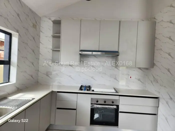 3 Bedroom House to Rent in Borrowdale