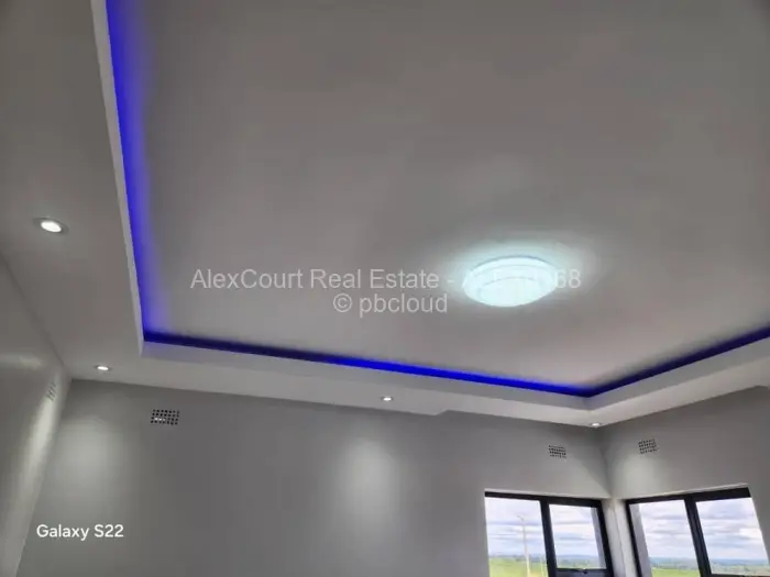 3 Bedroom House to Rent in Borrowdale