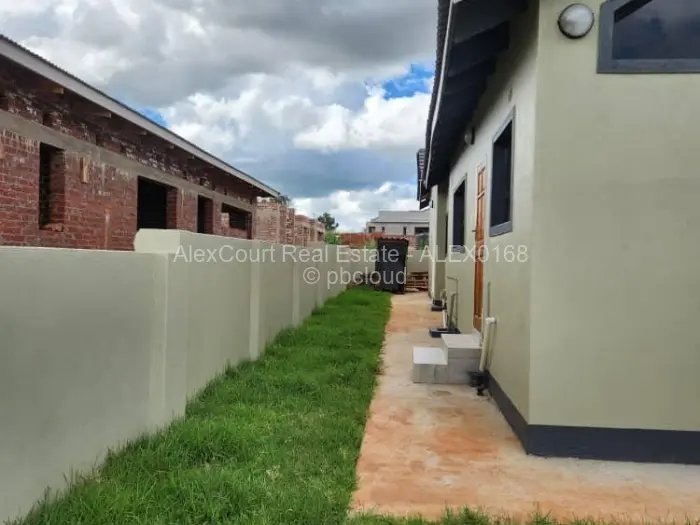 3 Bedroom House to Rent in Borrowdale