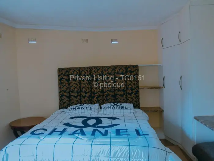 9 Bedroom House to Rent in Greystone Park