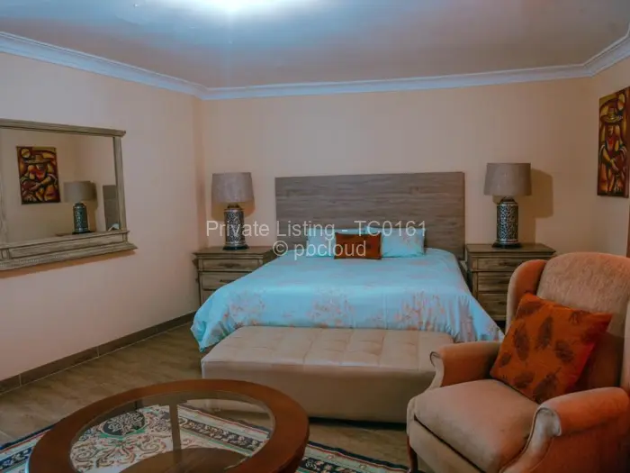 9 Bedroom House to Rent in Greystone Park