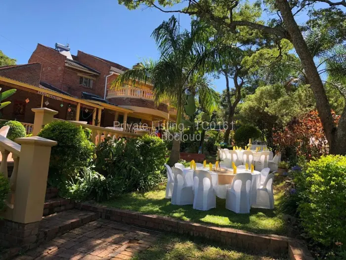 9 Bedroom House to Rent in Greystone Park