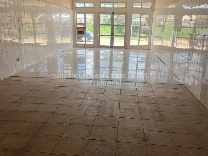 Retail/Shop for Sale in Seke, Seke