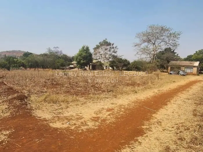 Residential Stand for Sale in Banket, Banket