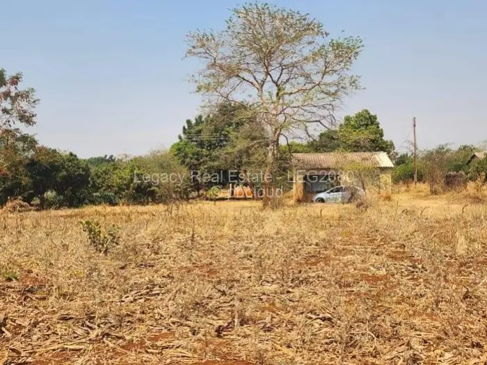 Residential Stand for Sale in Banket, Banket