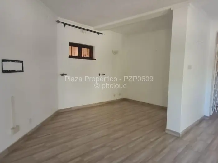 Townhouse/Cluster to Rent in Newlands
